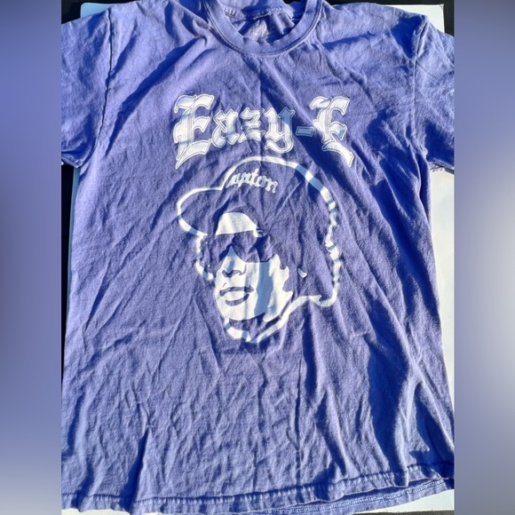 L Easy E purple graphic tee short sleeve pre owned - Picture 2 of 5